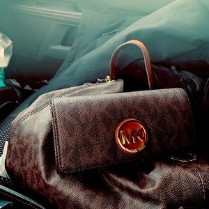 Michael Kors purse & wallet